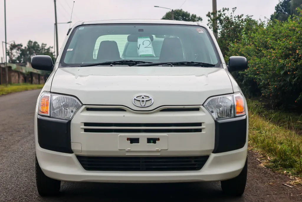 Toyota Probox 2018 (1).webp