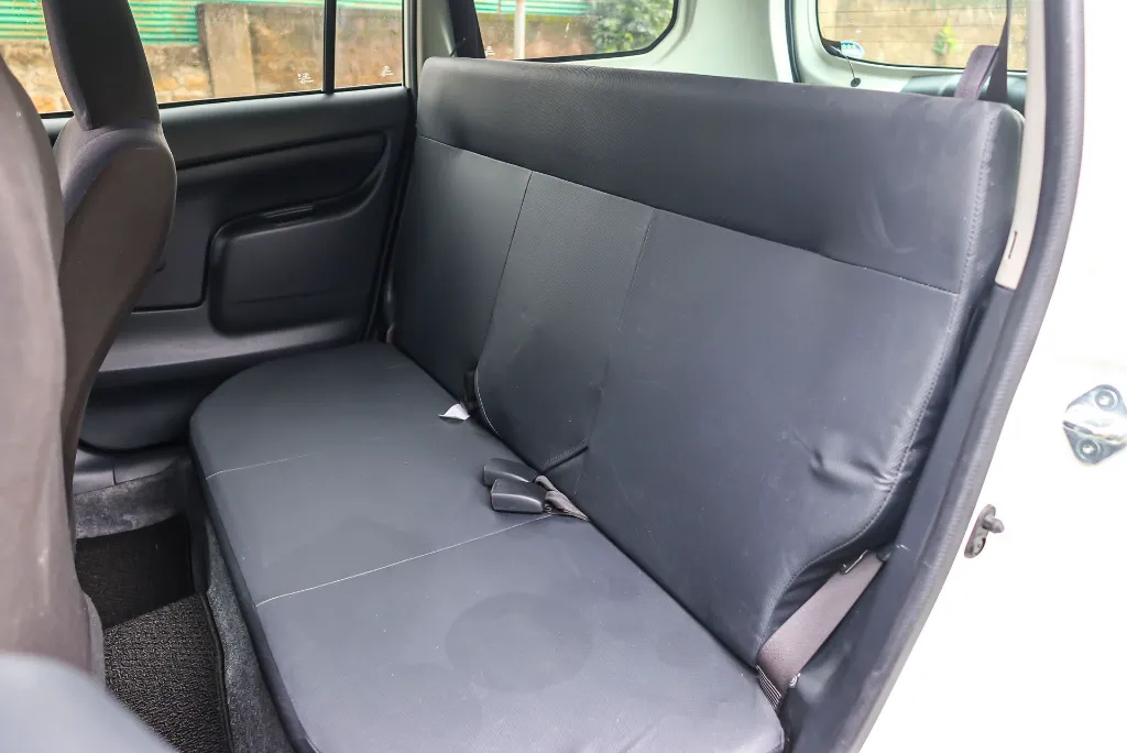 Toyota Probox 2018 (3).webp