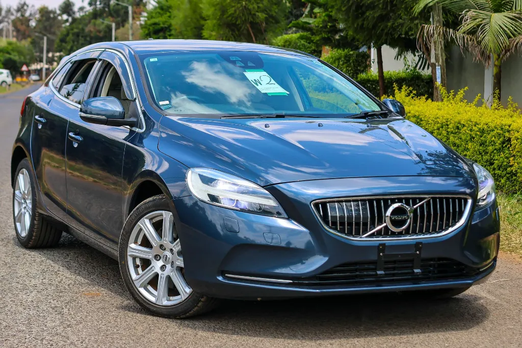 Volvo V40 T3 2018 for Sale in Kenya (10).webp
