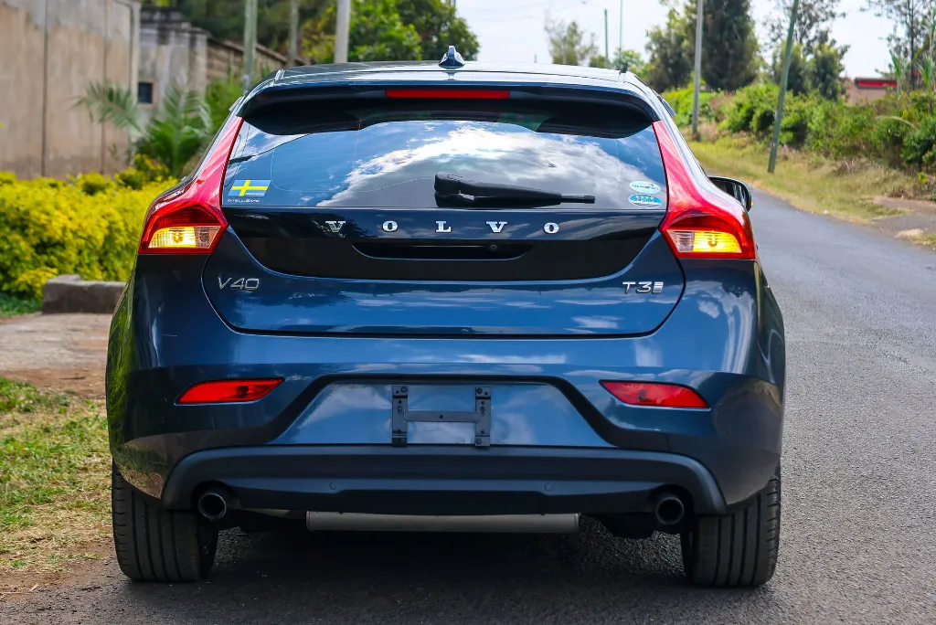 Volvo V40 T3 2018 for Sale in Kenya (2).webp