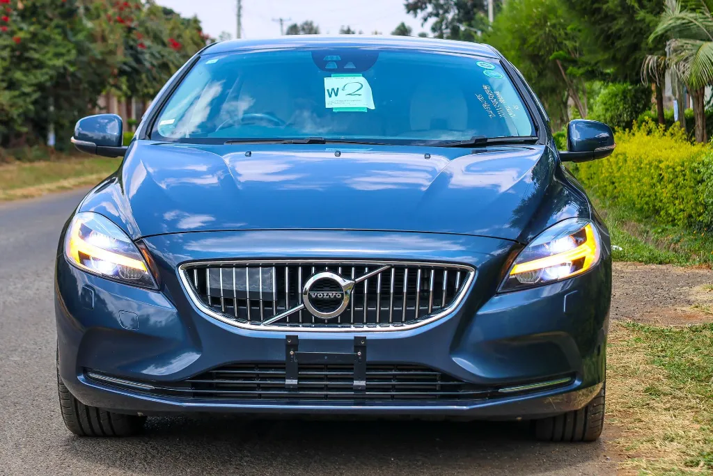 Volvo V40 T3 2018 for Sale in Kenya (8).webp