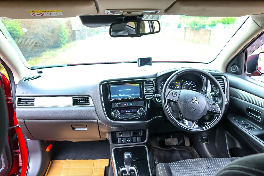 Mitsubishi Outlander 2018 (9).webp