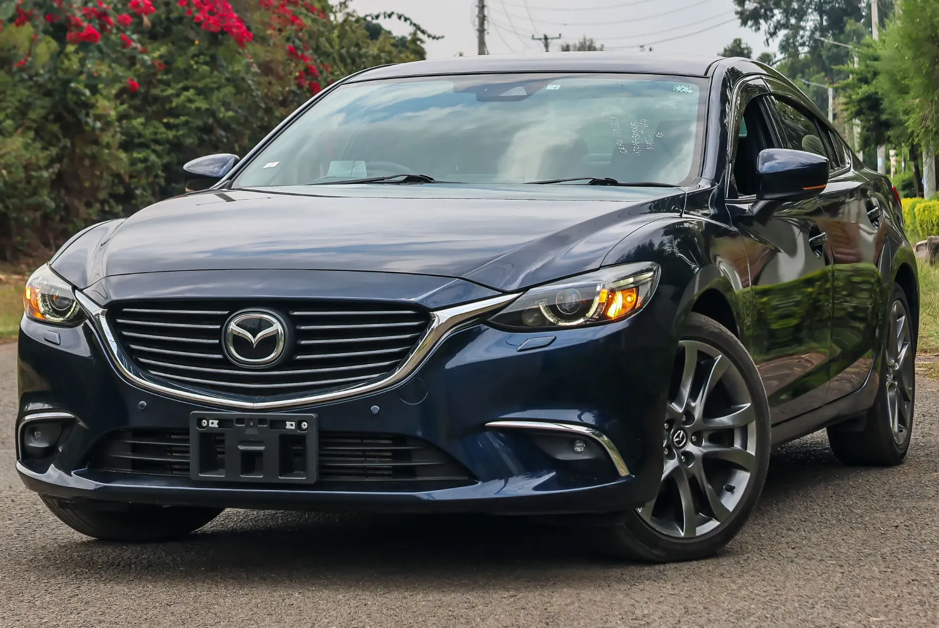 Mazda Axela 2018 for Sale – Fuel Efficient Compact Sedan